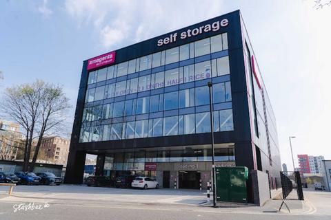 Garage to rent, Stirling Road, London W3