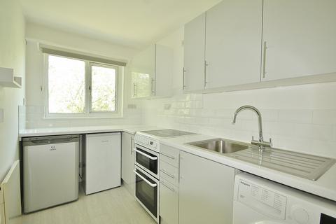126 Manor Road, Witney, OX28 3SS