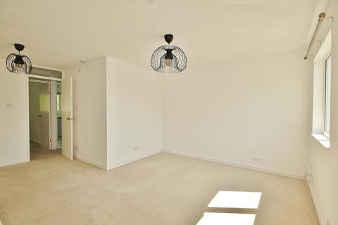 126 Manor Road, Witney, OX28 3SS