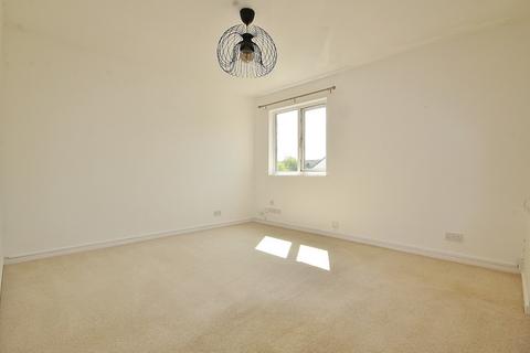 126 Manor Road, Witney, OX28 3SS
