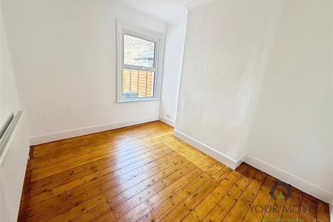 133 Mcleod Road, London, SE2 0BN