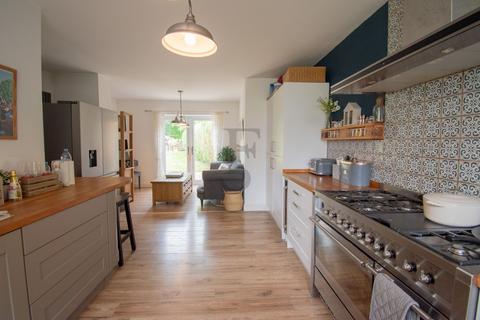 4 bedroom semi-detached house for sale, Church Lane, Stoughton