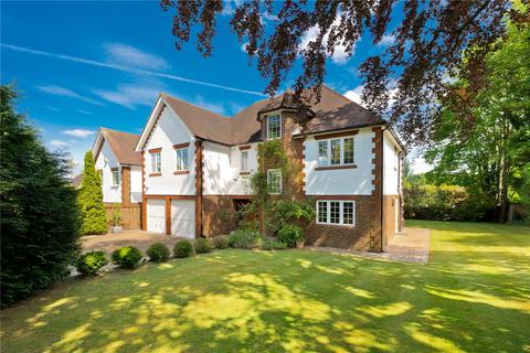 6 bedroom detached house to rent, Corkran Road, Surbiton, Surrey, KT6