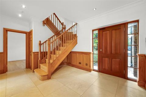6 bedroom detached house to rent, Corkran Road, Surbiton, Surrey, KT6