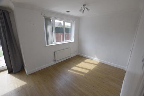 3 bedroom detached house to rent, Caldew Court, Huncoat