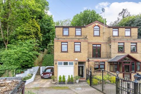 undefined, Rama Lane, Crystal Palace, SE19