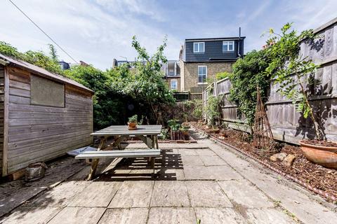 4 bedroom terraced house for sale, Bracken Avenue, Nightingale Triangle, London, SW12