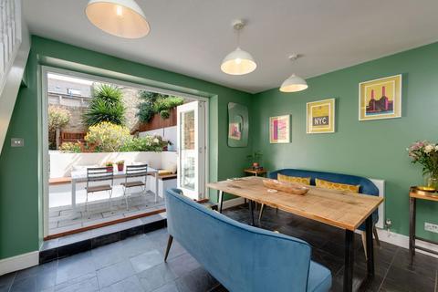 157 Acton Lane, London, W4 5HN