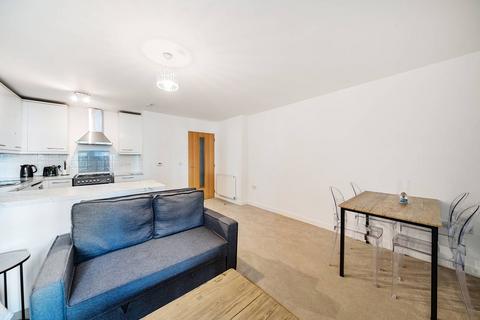 1 bedroom flat for sale, Scott Avenue, West Hill, London, SW15