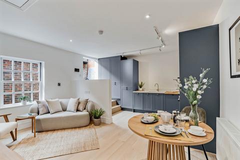 undefined, West Street, Marlow SL7