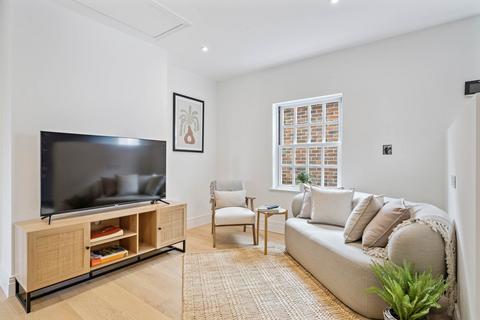 undefined, West Street, Marlow SL7