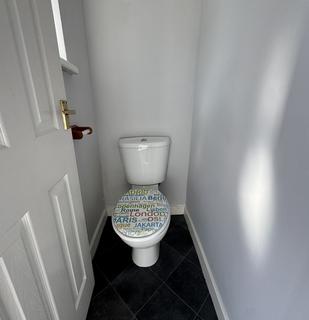 1 bedroom flat to rent, Pine Road , Strood  ME2