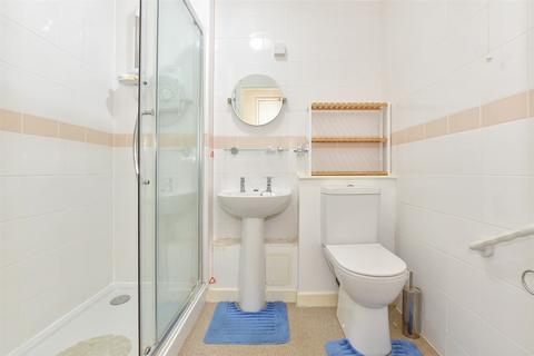 1 bedroom flat for sale, Wellington Crescent, Ramsgate, Kent