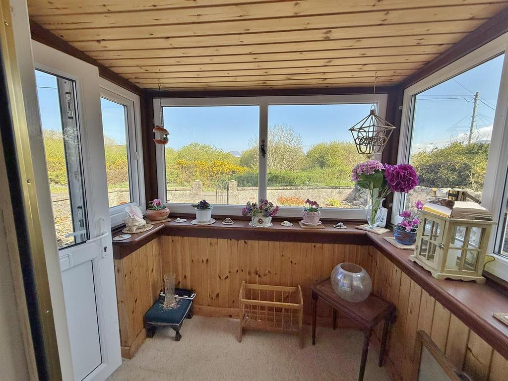 Entrance porch