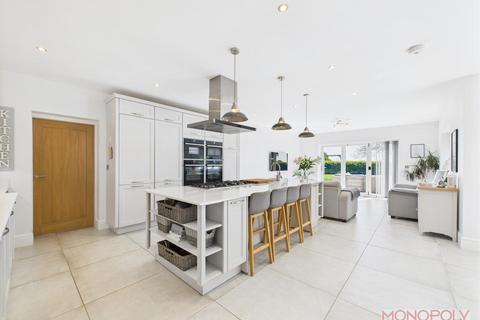 Willoughby House Berwyn View, Malpas, SY14 7FH