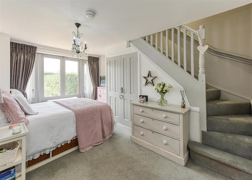 The Gatehouse-bed1.jpg