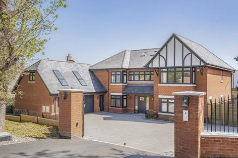 6 bedroom detached house for sale, Towcester Road, Silverstone, Towcester, Northamptonshire, NN12