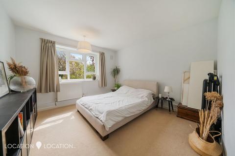 193 Lordship Road, London, N16 5HF