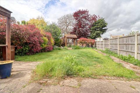 99 Dulwich Road, Holland-on-sea, Clacton-on-sea, CO15 5LZ