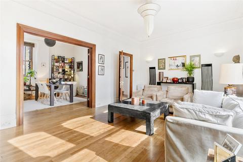 3 bedroom apartment for sale, Fulham Road, London SW6