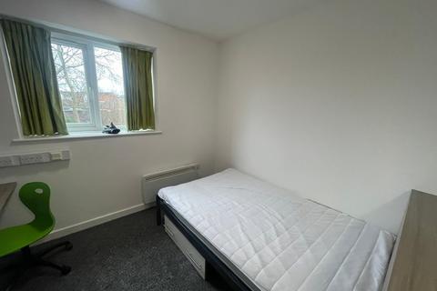 Studio to rent, Bridge Road, Birmingham, B8