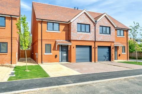 4 bedroom semi-detached house for sale, London Road, Hindhead GU26