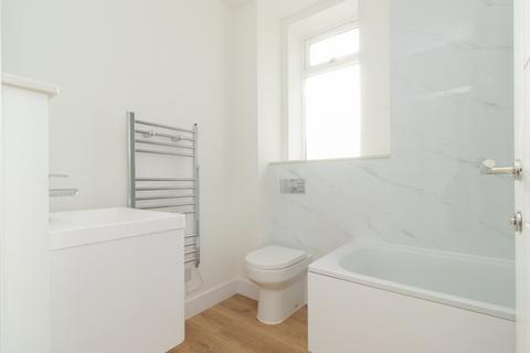 2 bedroom flat to rent, 57 Norfolk Road, Margate, Kent, CT9