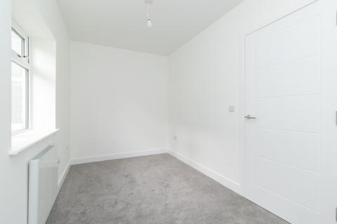 2 bedroom flat to rent, 57 Norfolk Road, Margate, Kent, CT9