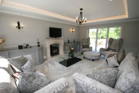 3 bedroom detached house to rent, Croughton Road, Chester CH2