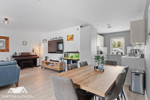 2 Barnfield Way, Newhall, Harlow, CM17 9TN