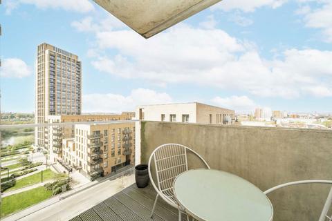 2 bedroom flat for sale, Damsel Walk, London NW9
