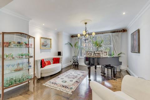 8 bedroom detached house for sale, Stormont Road, Kenwood