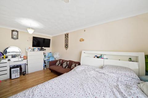 undefined, Chadwell Heath Lane, Romford RM6