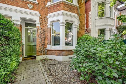 3 bedroom semi-detached house for sale, Mayfield Avenue, London W13
