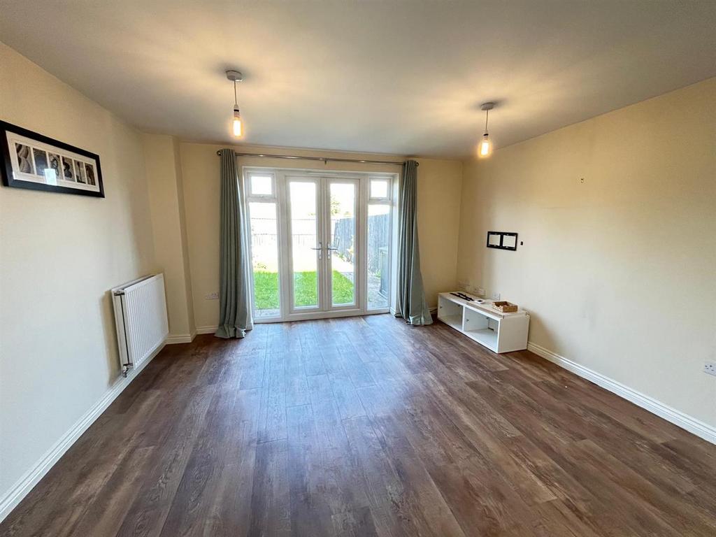 Livingroom.jpeg