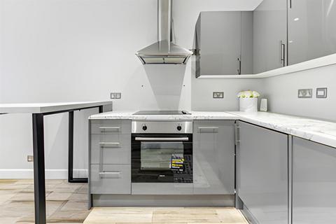 3 bedroom flat for sale, STANHOPE GARDENS, London, SW7