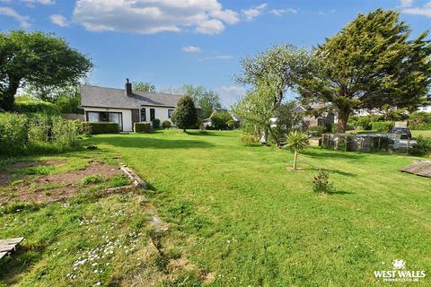 4 bedroom detached bungalow for sale, Simpson Cross
