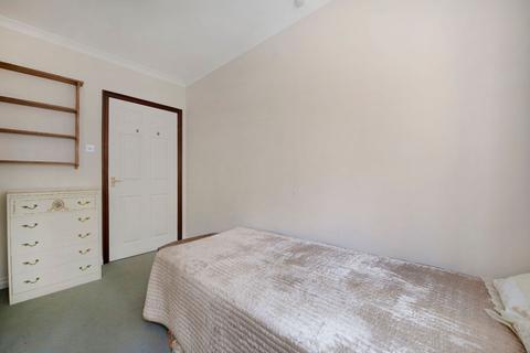 6 Weir Gardens, Pershore, WR10 1DX