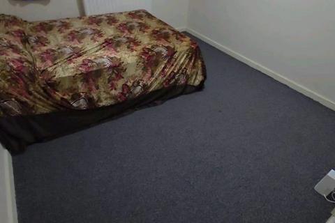 1 bedroom in a house share to rent, Bevan Avenue, Barking IG11