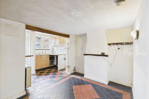 undefined, Mission Road, Diss