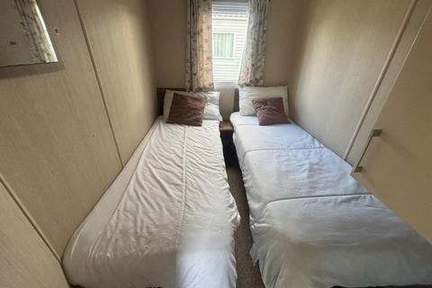 2 bedroom park home for sale, Seawick Holiday Park
