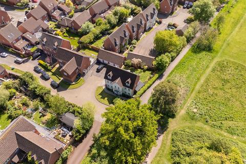 11 Arlescote Close, Hatton Park, Warwick, CV35 7TX