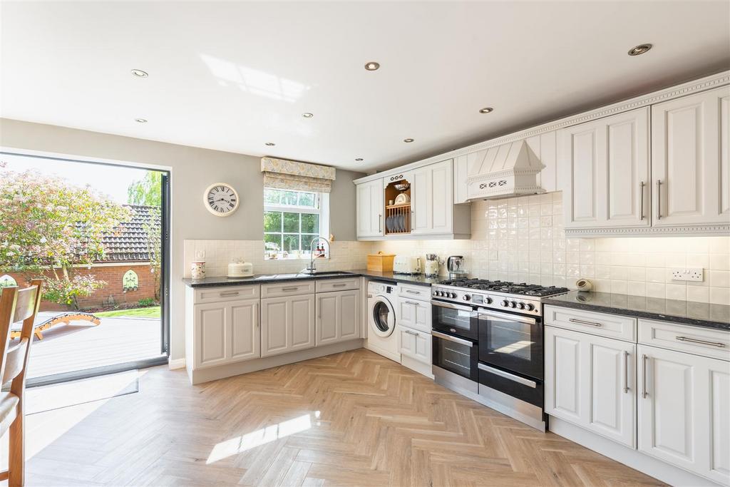 Kitchen-1.jpg