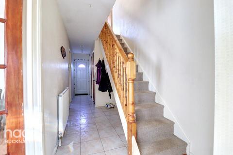 8 Tithe Gardens, Nottingham, NG5 9PB
