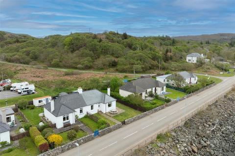 4 Cruamer, Lochinver, Lairg, IV27 4LD