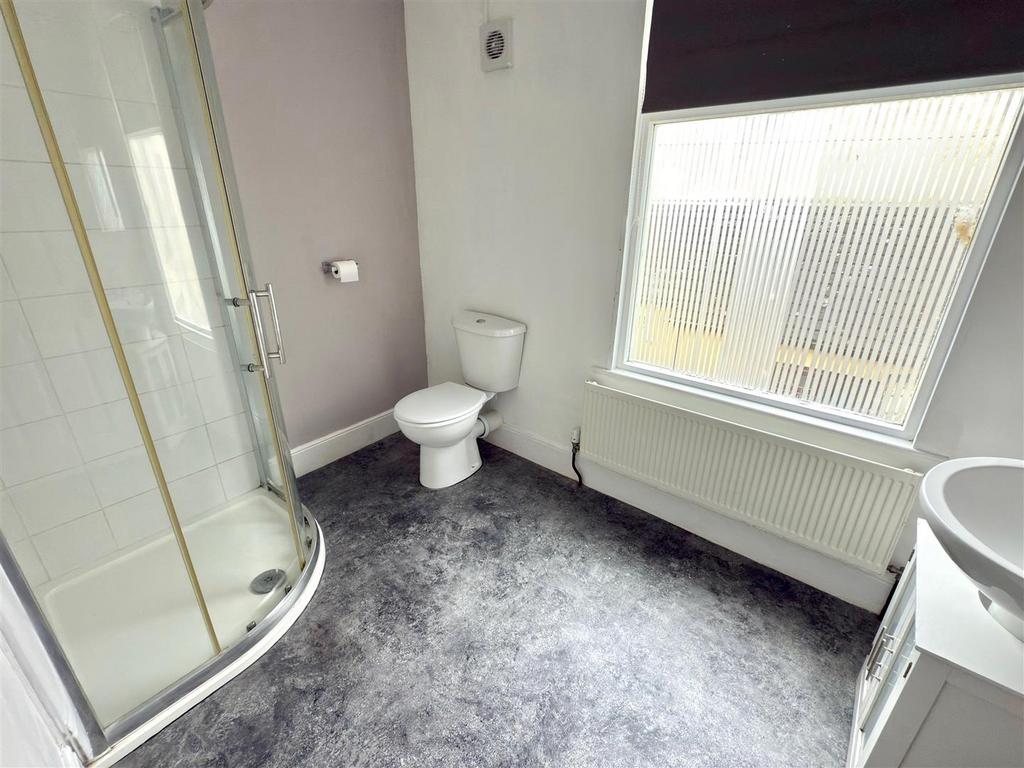 Shower Room Main.jpg