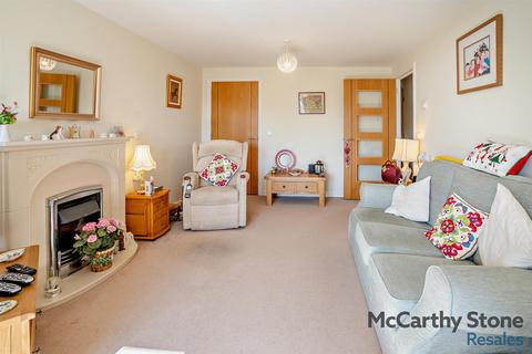 2 bedroom apartment for sale, Thomas Court, Marlborough Road, Cardiff, Glamorgan, CF23 5EZ