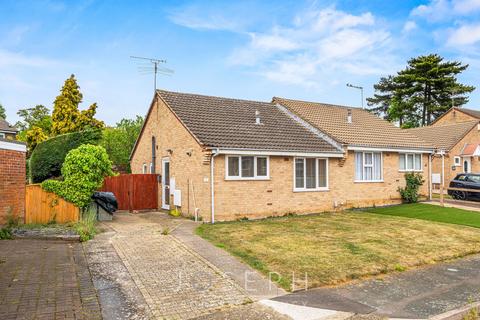 2 bedroom semi-detached bungalow for sale