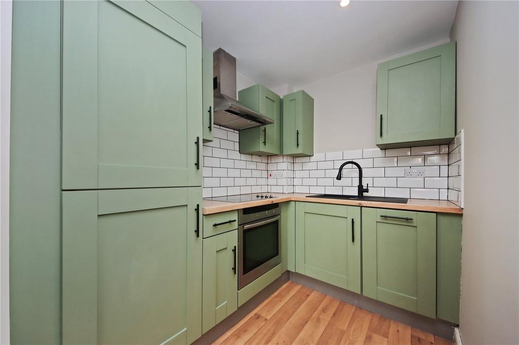 Lounge / Kitchen