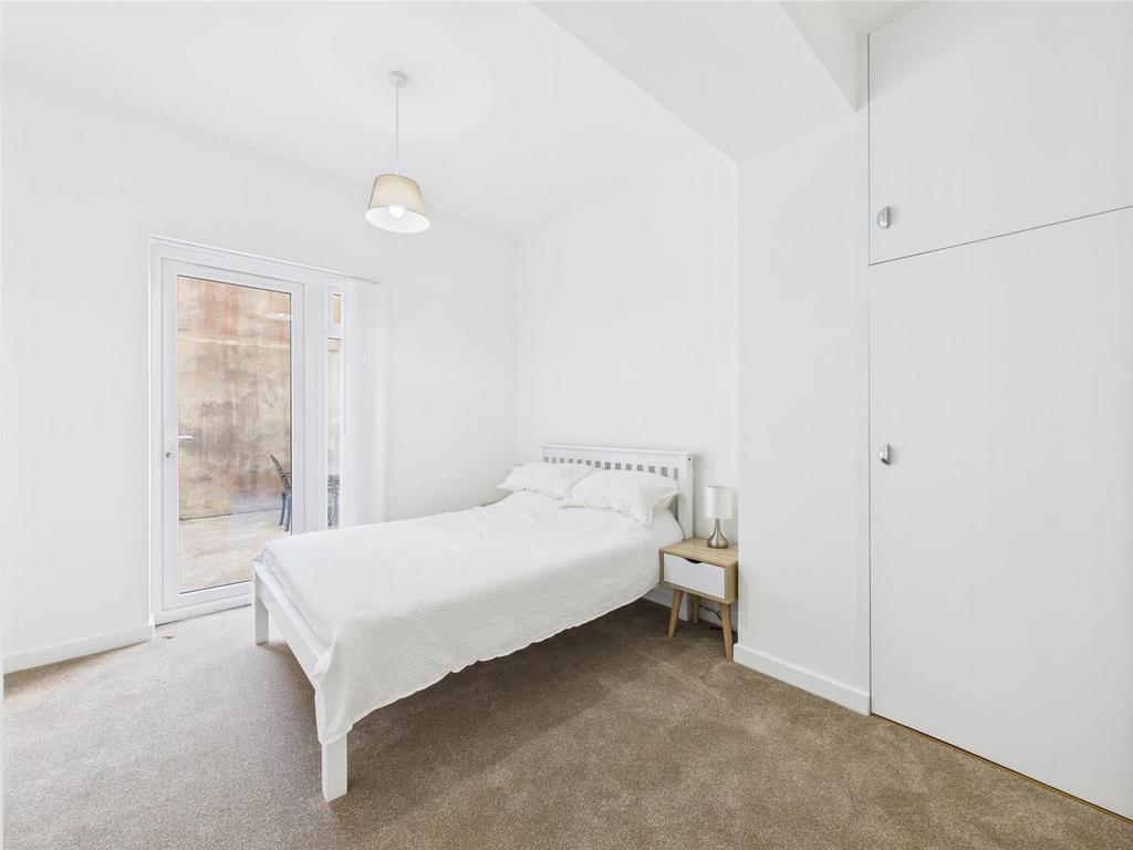 CAM04392 G0-PR0074-STILL004.jpg